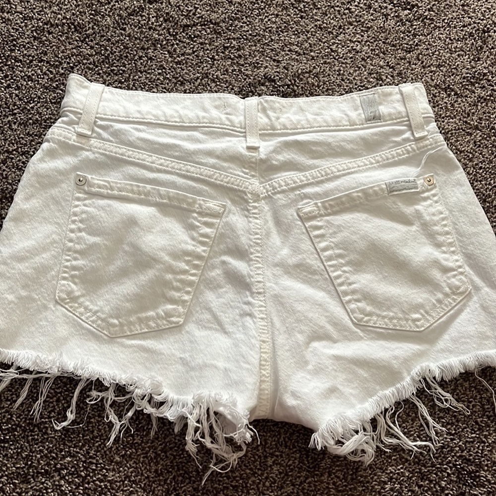 7 for all mankind shorts - Picture 5 of 8